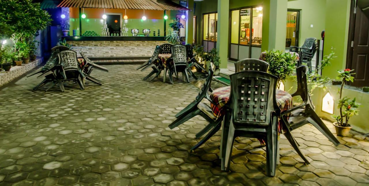 Lumbini Guest House Luaran gambar